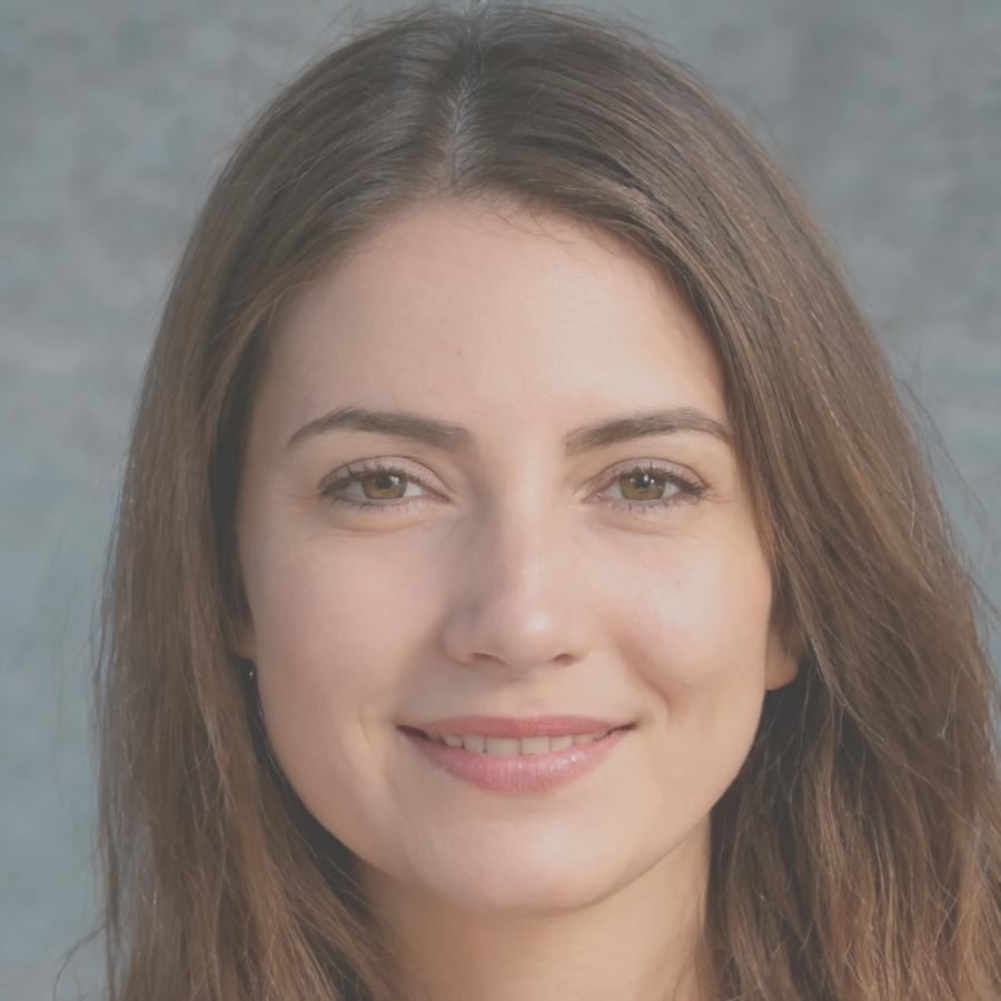 Maria Santos, Learning Experience Director